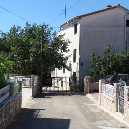 Apartmani Svetina 沃迪切 外观 照片