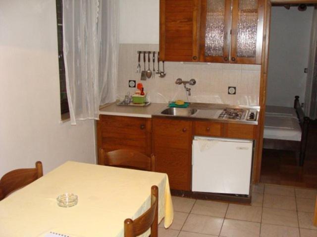 Apartmani Svetina 沃迪切 外观 照片