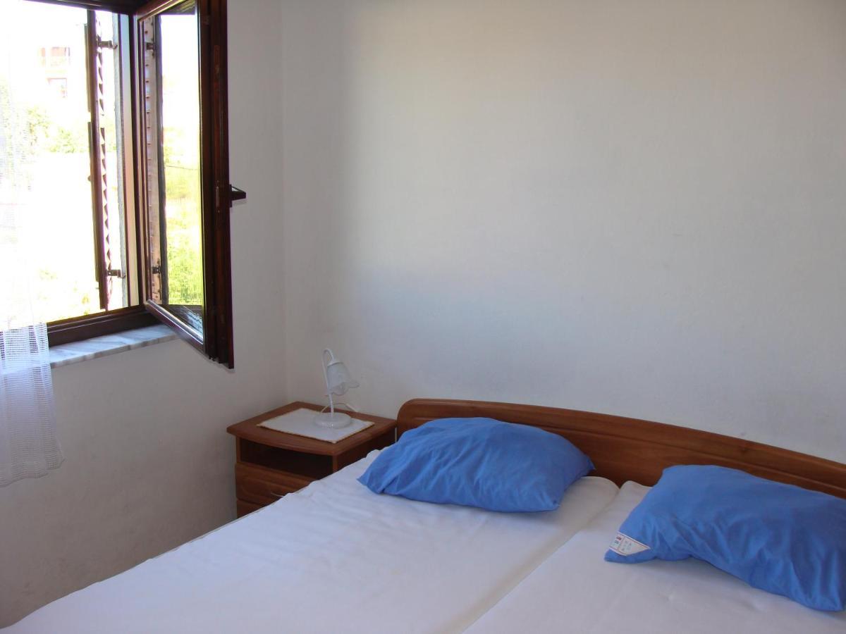 Apartmani Svetina 沃迪切 外观 照片