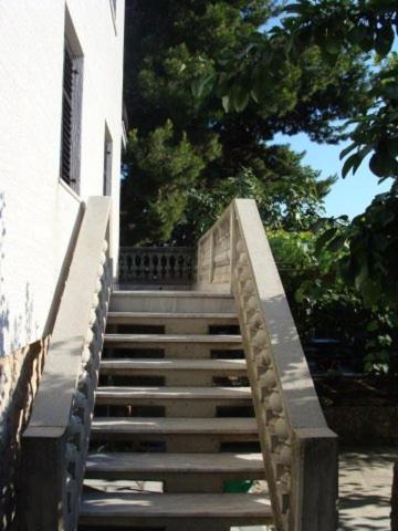 Apartmani Svetina 沃迪切 外观 照片