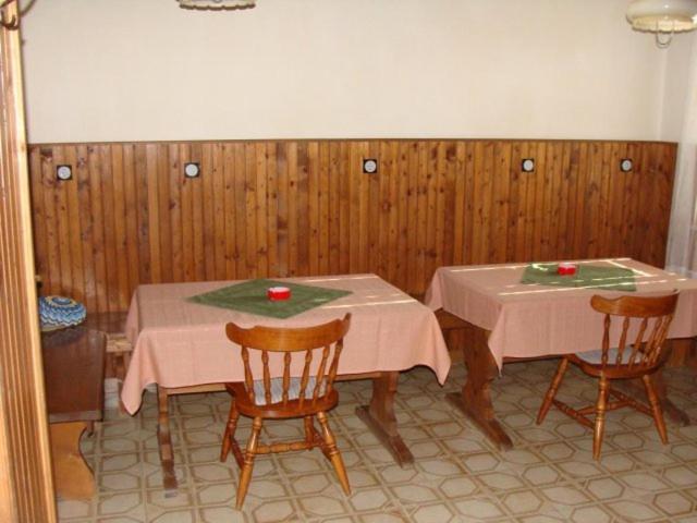 Apartmani Svetina 沃迪切 外观 照片